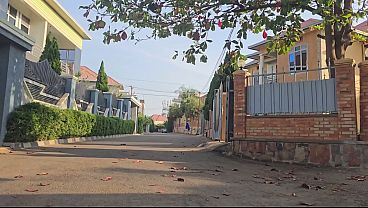 Mama Arab Nafsu Banget Ngoceh Memek Di Luar Rumah Dekat Jalan